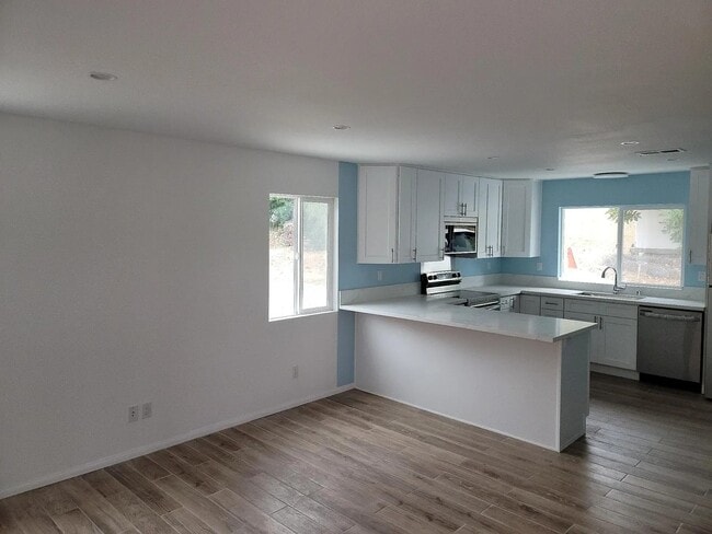 9612 Petite Ln in Lakeside, CA - Building Photo - Building Photo