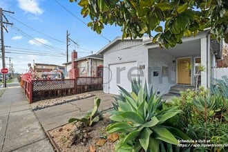 121 S 37th St in Richmond, CA - Building Photo - Building Photo