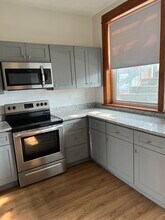 6327 N Lakewood Ave in Chicago, IL - Building Photo - Building Photo