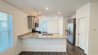 22632 Malvicino Dr in Roman Forest, TX - Building Photo - Building Photo