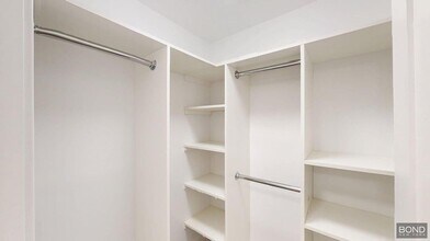 166 E 90th St in New York, NY - Building Photo - Building Photo
