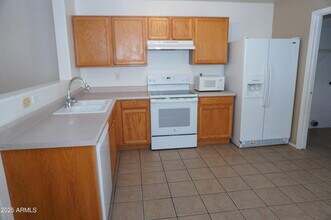983 E Denim Trail in San Tan Valley, AZ - Foto de edificio - Building Photo