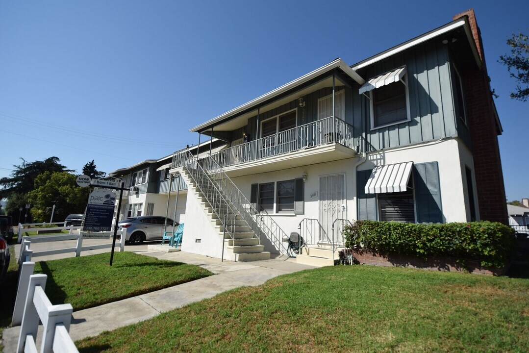 5915 Fair Ave in Los Angeles, CA - Building Photo