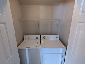 700 Sykes St in Chapel Hill, NC - Building Photo - Building Photo