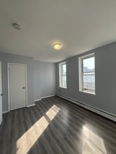 63 Atlantic St, Unit 2 in Jersey City, NJ - Foto de edificio - Building Photo