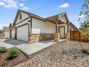 412 Parkline Dr in Georgetown, TX - Building Photo - Building Photo