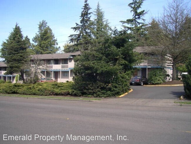 485 W Centennial Blvd in Springfield, OR - Building Photo - Building Photo