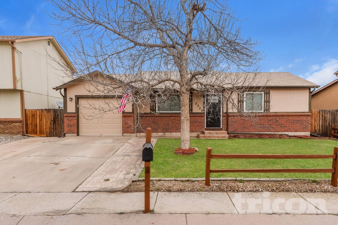 2330 Bruno Cir in Colorado Springs, CO - Building Photo