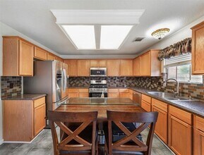 25719 Bearborough Dr in Spring, TX - Building Photo - Building Photo