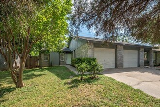 2311 Singletree Ave in Austin, TX - Building Photo - Building Photo