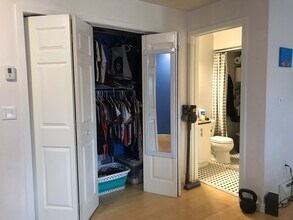 65 Park Dr, Unit 461-104 in Boston, MA - Building Photo - Building Photo