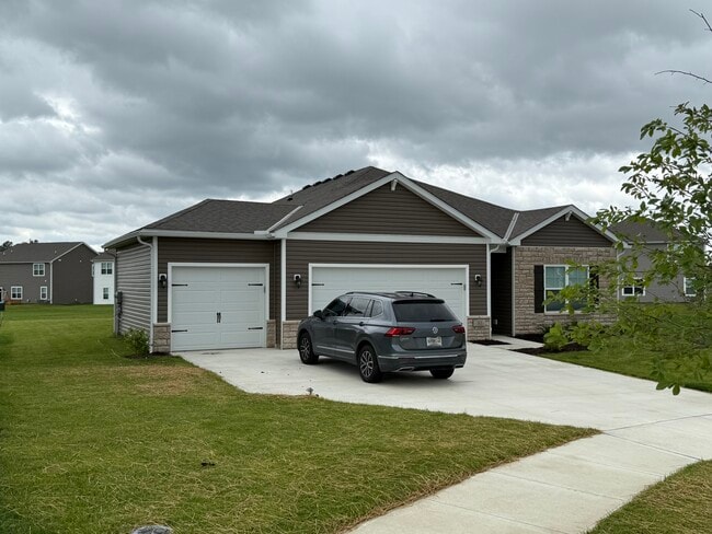 property at 37 Sunbeam Ct