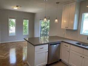 8574 Rugby Dr, Unit 3 in West Hollywood, CA - Building Photo - Building Photo
