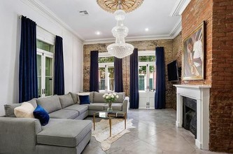 1031 Orleans Ave in New Orleans, LA - Building Photo - Interior Photo