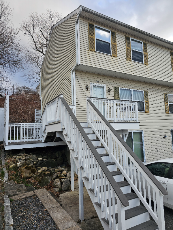 property at 130 Norfolk St