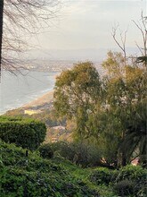 888 Vía Del Monte in Palos Verdes Estates, CA - Building Photo - Building Photo
