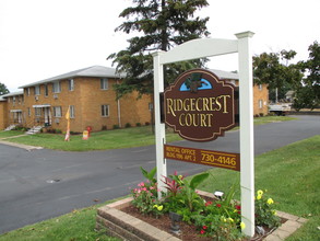 Ridgecrest Court in Rochester, NY - Building Photo - Building Photo