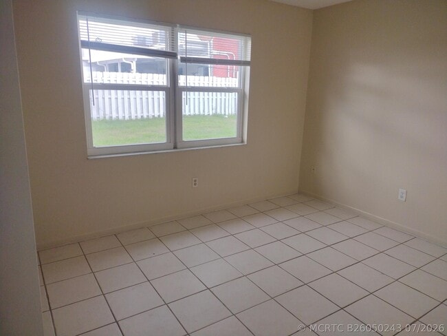 property at 2891 Gulfstream Rd