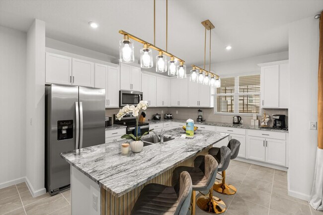 2329 Distant Sun Trl in Kissimmee, FL - Building Photo - Building Photo
