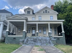 946 Magnolia St in Macon, GA - Building Photo