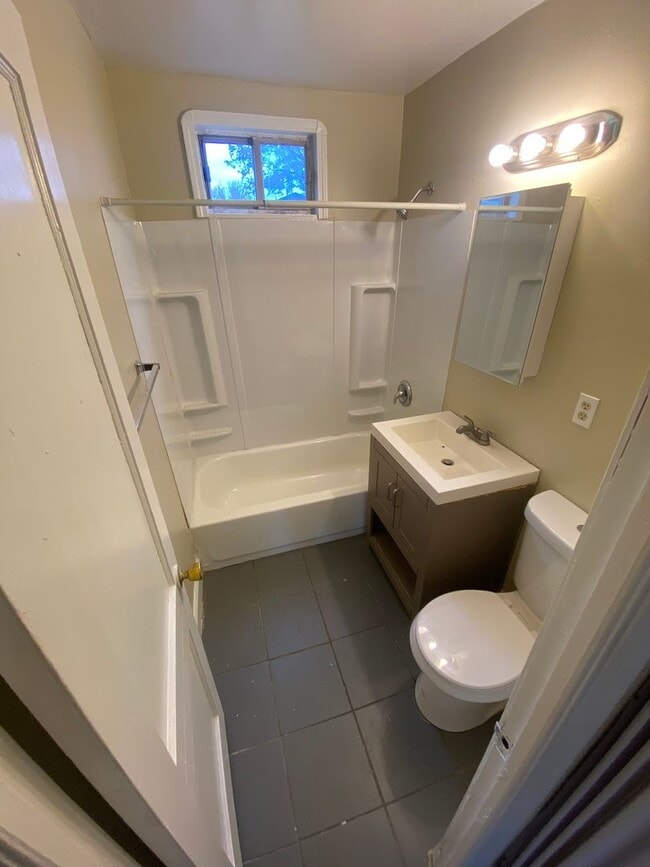 11705 Mc Gowan Ave in Cleveland, OH - Building Photo - Building Photo