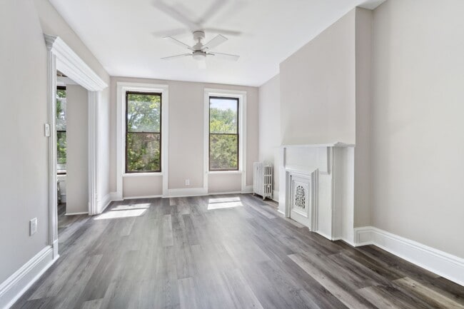 property at 373A 16th St