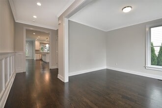 117 Brown Rd in Scarsdale, NY - Building Photo - Building Photo