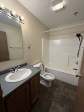 119 Lucas Dr in Dresden, OH - Building Photo - Building Photo