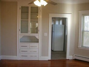 17 University Ave, Unit 17 in Medford, MA - Building Photo - Building Photo