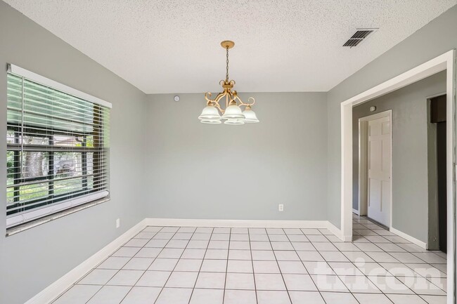 1601 N Wills St in Plant City, FL - Building Photo - Building Photo