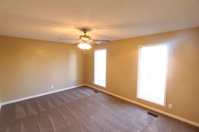 6 Freda Jane Ln in Birmingham, AL - Building Photo - Building Photo