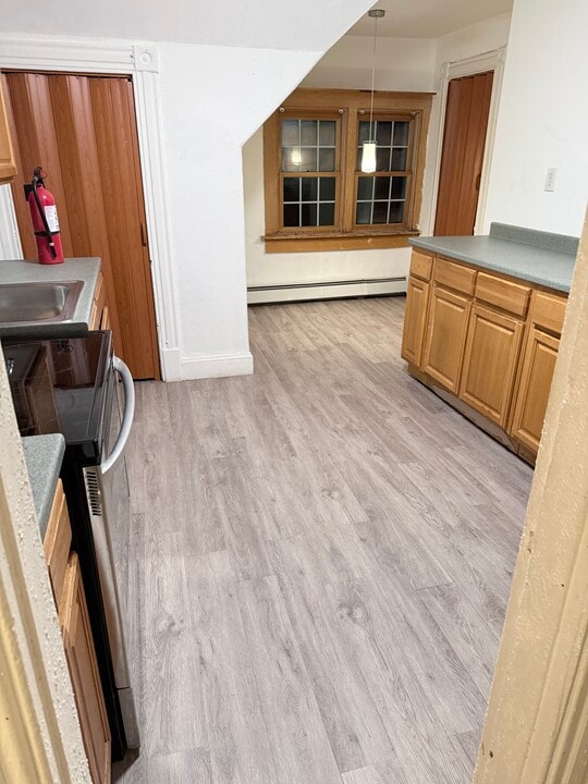 20 Lorraine St, Unit Floor 3 in Hartford, CT - Foto de edificio