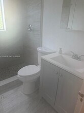 1135 Marseille Dr in Miami Beach, FL - Building Photo - Building Photo