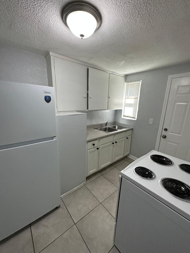 property at 2118-2120 Brooklyn Rd