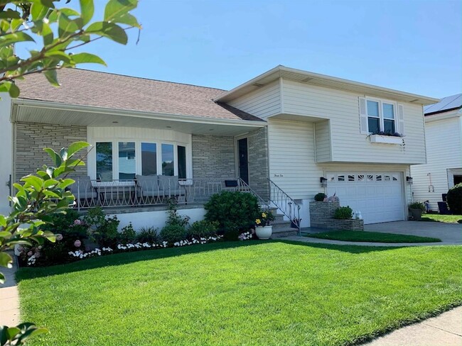 property at 310 N Clermont Ave