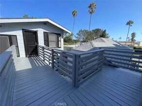 274 Cliff Dr, Unit 8 in Laguna Beach, CA - Building Photo - Building Photo