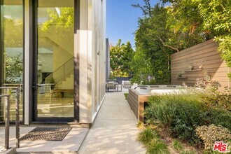 4118 Wade St in Los Angeles, CA - Building Photo - Building Photo