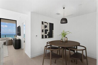 500 Alton Rd, Unit # 4204 in Miami Beach, FL - Building Photo - Building Photo