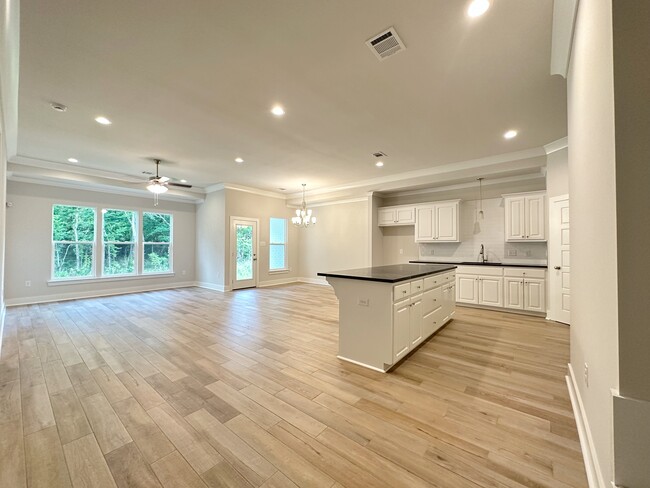 7210 Rolling Fork Rd in Baton Rouge, LA - Building Photo - Building Photo