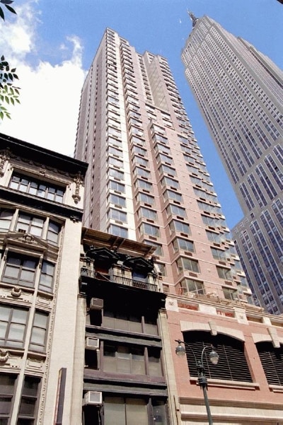 The Magellan in New York, NY - Foto de edificio