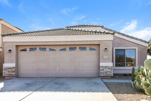 11755 W Banff Ln in El Mirage, AZ - Building Photo