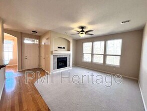 2800 Highland Pkwy in Bella Vista, AR - Building Photo - Building Photo