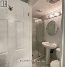 7047 Dalewood Dr in Mississauga, ON - Building Photo - Building Photo