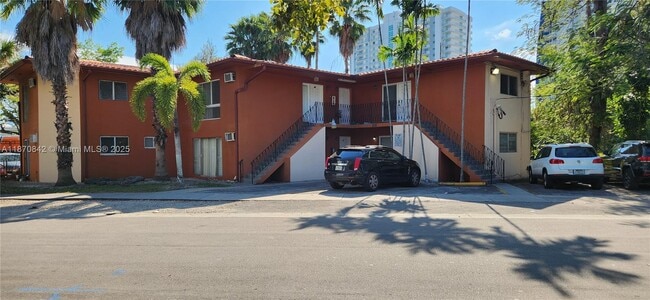 property at 1333 NW 15th St