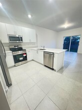 2784 NW 55th Ter in Lauderhill, FL - Building Photo - Building Photo