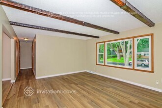 5900 Aquila Ave N in Minneapolis, MN - Building Photo - Building Photo