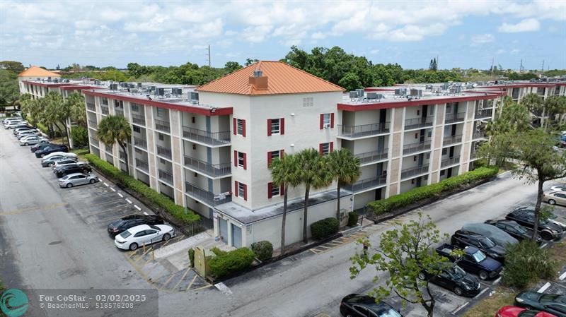 3000 NW 48th Terrace in Lauderdale Lakes, FL - Building Photo