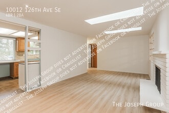 10012 126th Ave SE in Renton, WA - Building Photo - Building Photo