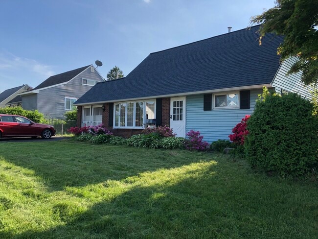 property at 63 Queens Bridge Rd