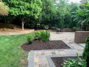 12325 Summer Breeze Ct, Unit 2 FL in Charlotte, NC - Foto de edificio - Building Photo